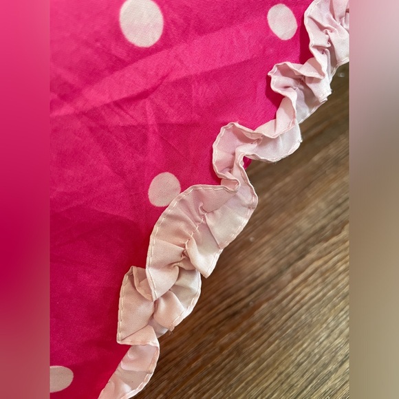 ☂️ ☀️ Vintage Pink Ruffle Trim Polka Dot Compact Umbrella - Picture 4 of 9